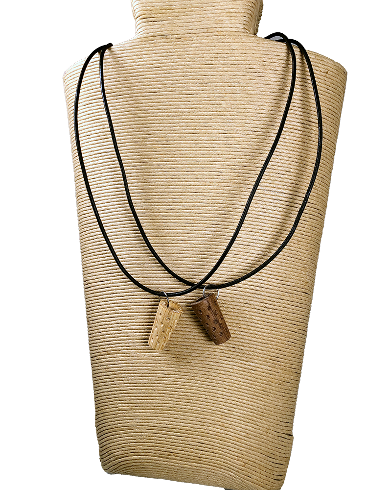 Lederkette mit Holz-Dubbe-Anhänger - Pfälzer Freiheit